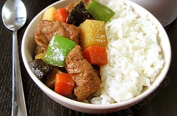 鸡蛋,胡萝卜和土豆不相克